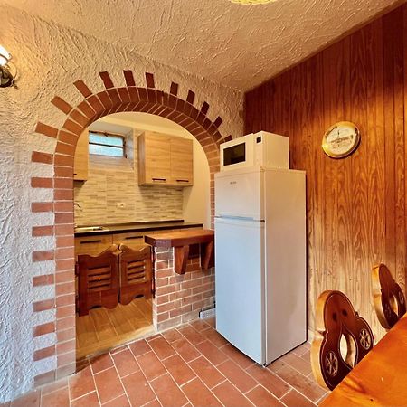 Appartamento Con Giardino Privato. Rubiana Exteriör bild
